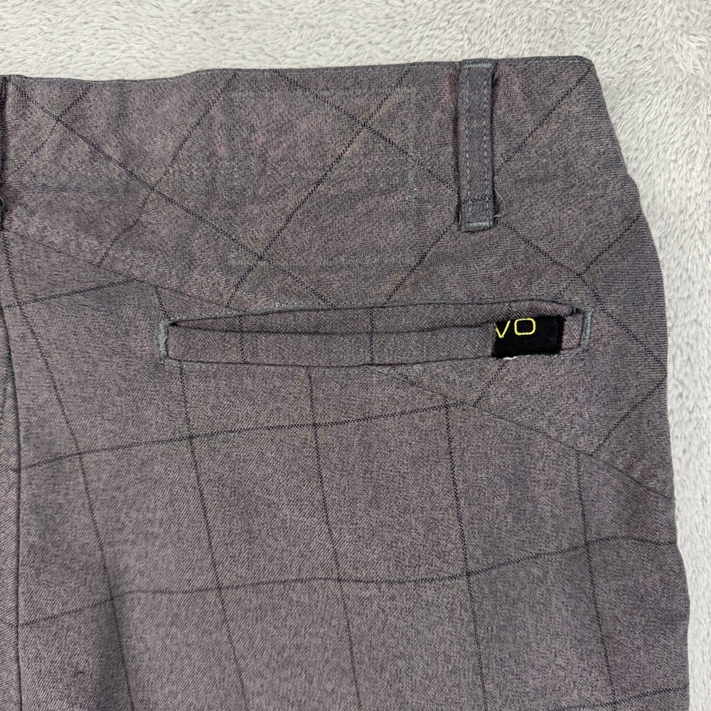 Volcom Shorts Mens 34 Gray Chino Skater Rayon Comfort Check Plaid Casual Bermuda - Picture 10 of 16